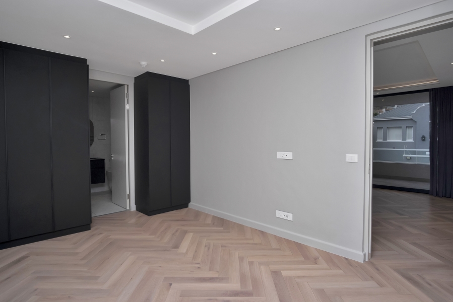 To Let 2 Bedroom Property for Rent in Fresnaye Western Cape
